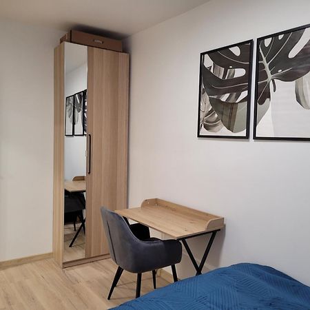 Apartament Radiostacja III Z Ogrodkiem, Parking Free Gliwice Exterior foto